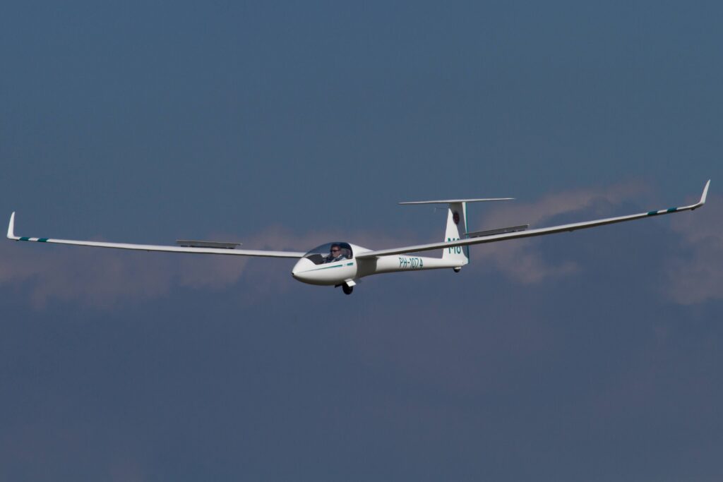 Rolladen-Schneider LS-8b-PH-1074